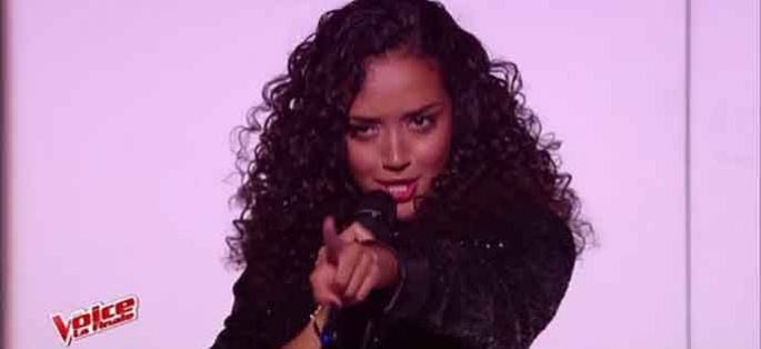Replay “The Voice” : Lucie chante « New York, New York » de Franck Sinatra en finale (vidéo)