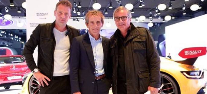 “Turbo” au Salon de Moscou avec Alain Prost et la Renault Sport R.S.01 dimanche sur M6