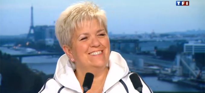 Vidéo Replay : regardez l'interview de Mimie Mathy au JT de 20 heures de TF1 samedi 27 avril