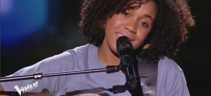 Replay “The Voice” : Yvette chante « Téléphone-moi » de Nicole Croisille (vidéo)