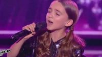 Replay “The Voice Kids” : Angelina chante « Tous les mêmes » de Stromae en finale (vidéo)