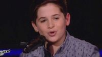 Replay “The Voice Kids” : Thibault chante « On dirait » de Amir (vidéo)